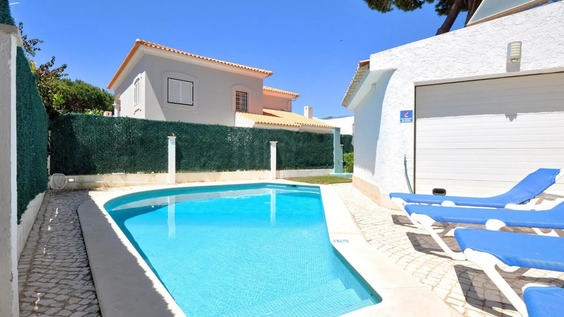 Villa In Typical Portuguese Style Quiet Area Of Vilamoura With Private Pool Portugal
