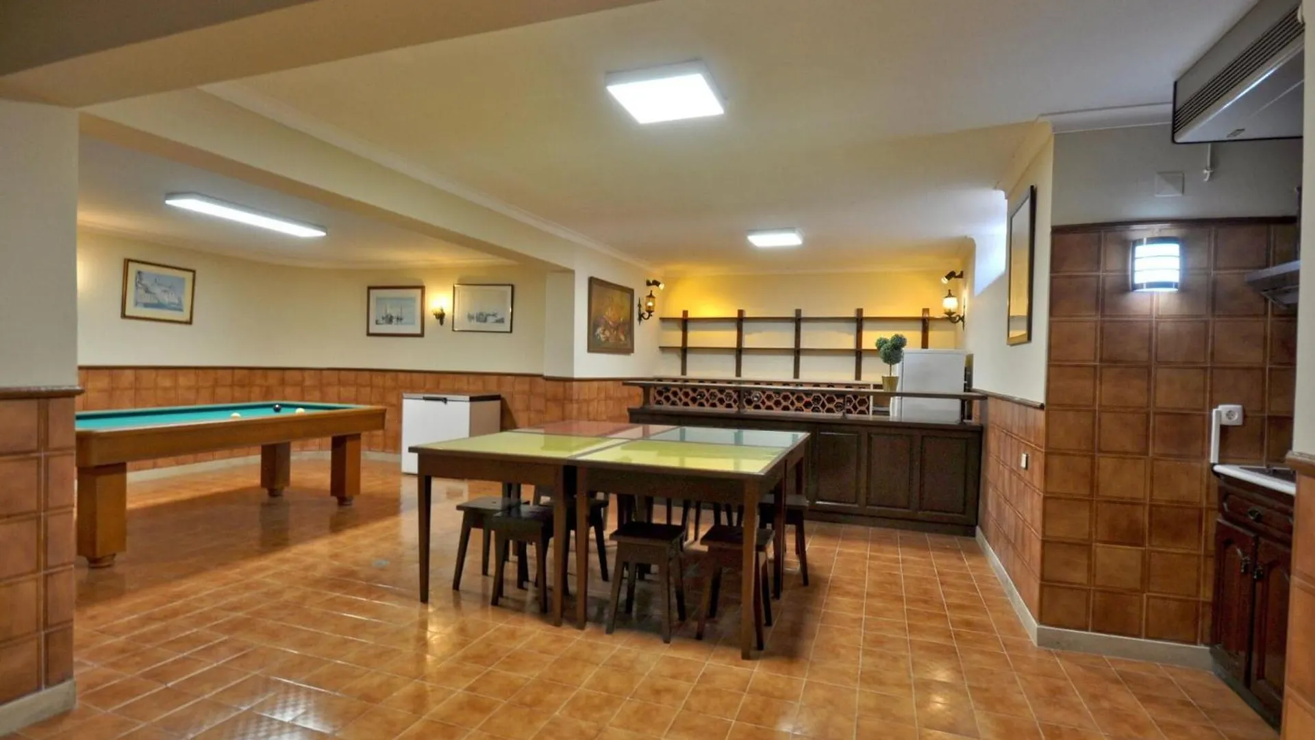 Villa In Typical Portuguese Style Quiet Area Of Vilamoura With Private Pool