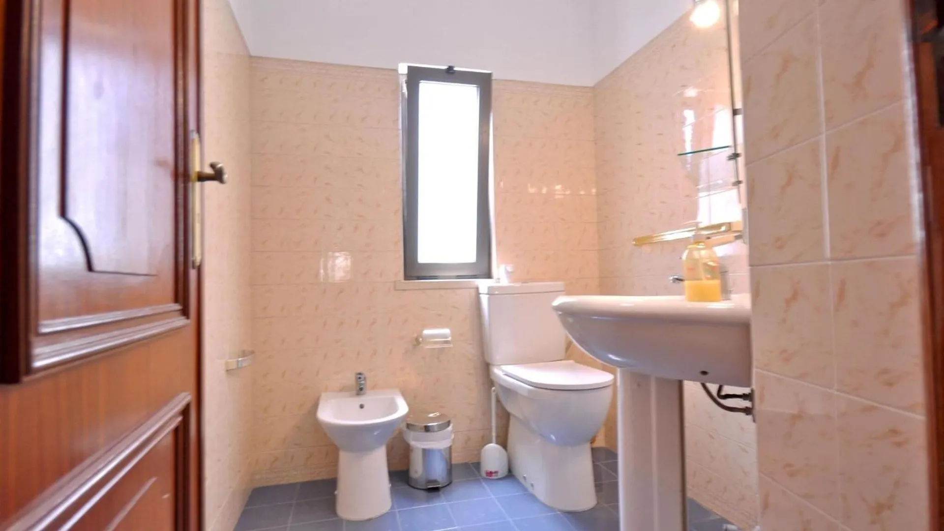 Villa In Typical Portuguese Style Quiet Area Of Vilamoura With Private Pool
