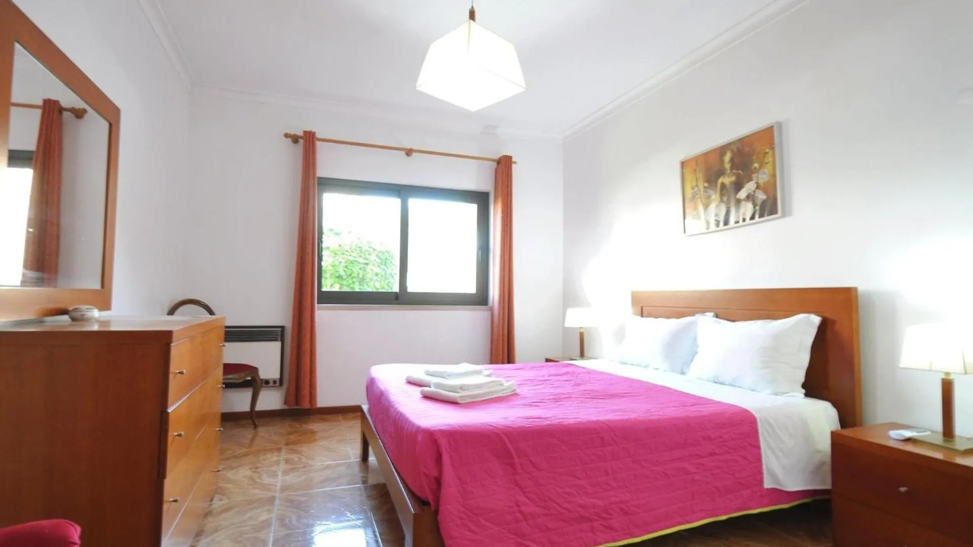 Villa In Typical Portuguese Style Quiet Area Of Vilamoura With Private Pool