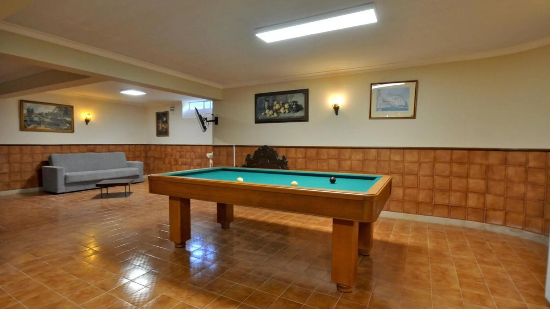 Villa In Typical Portuguese Style Quiet Area Of Vilamoura With Private Pool Portugal
